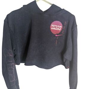 Nike Women's Dark Blue Cropped Hoodie